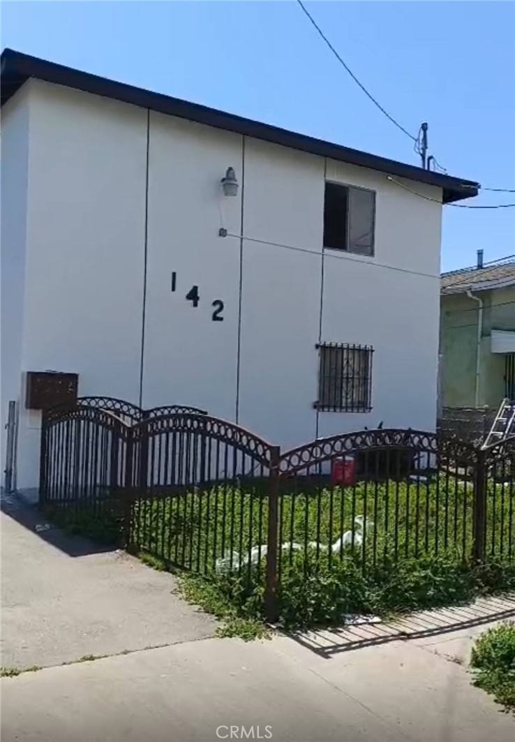 Apartment for rent at 144 W 94th St #144, Los Angeles, CA 90003