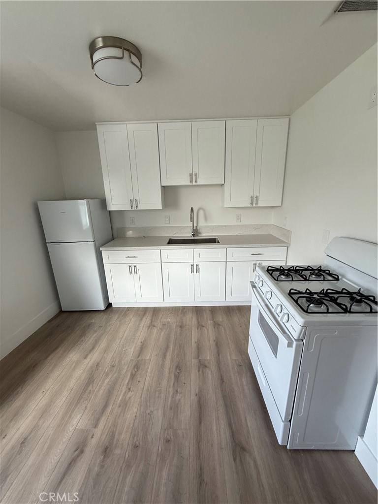 Apartment for rent at 144 W 94th St #144, Los Angeles, CA 90003