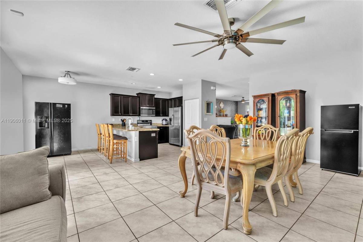 Apartment for rent at 2190 SE 2nd St, Homestead, FL 33033