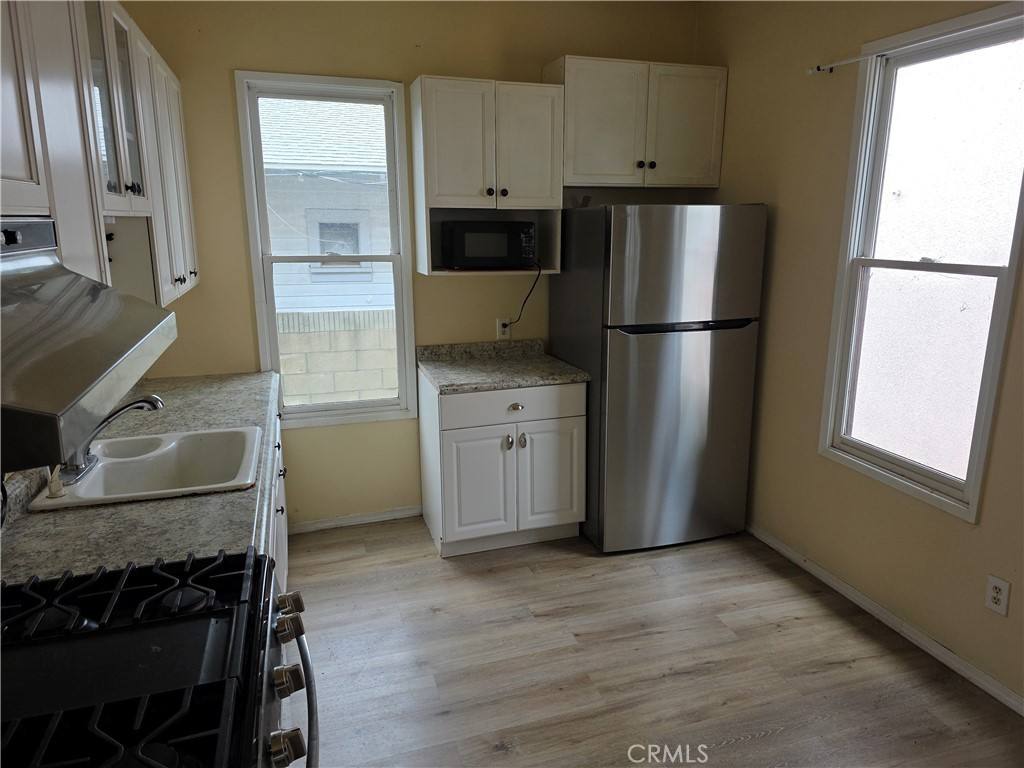 Apartment for rent at 281 N Grand St #281, Orange, CA 92866