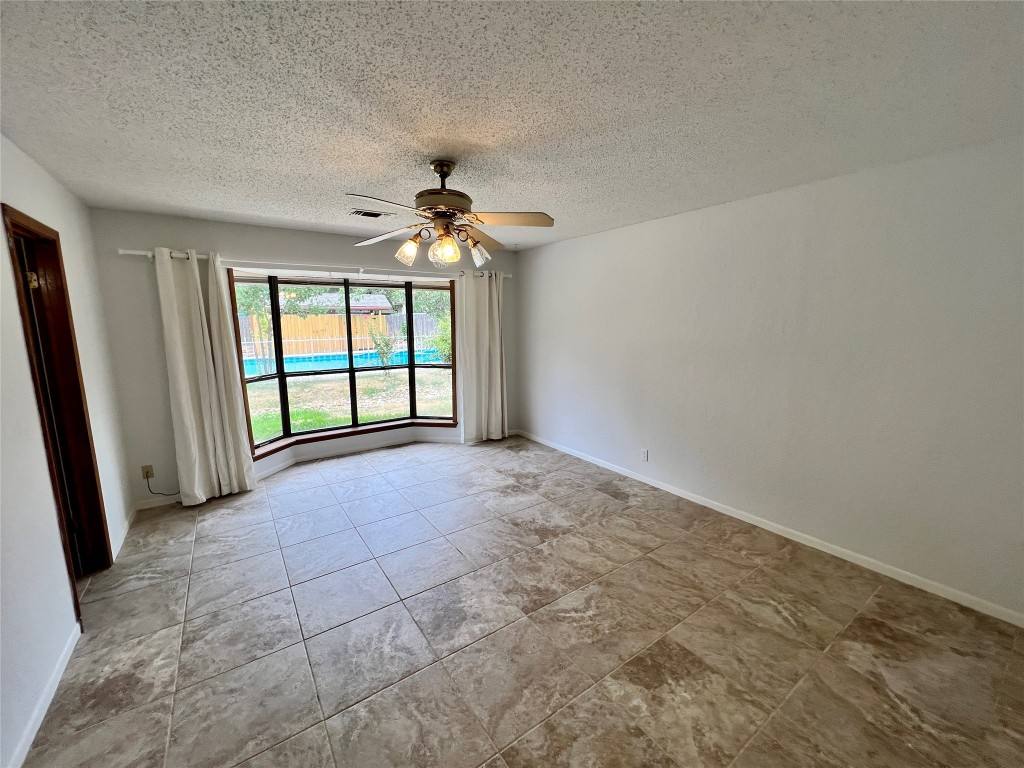 Apartment for rent at 1602 Yokley Rd, Rockdale, TX 76567