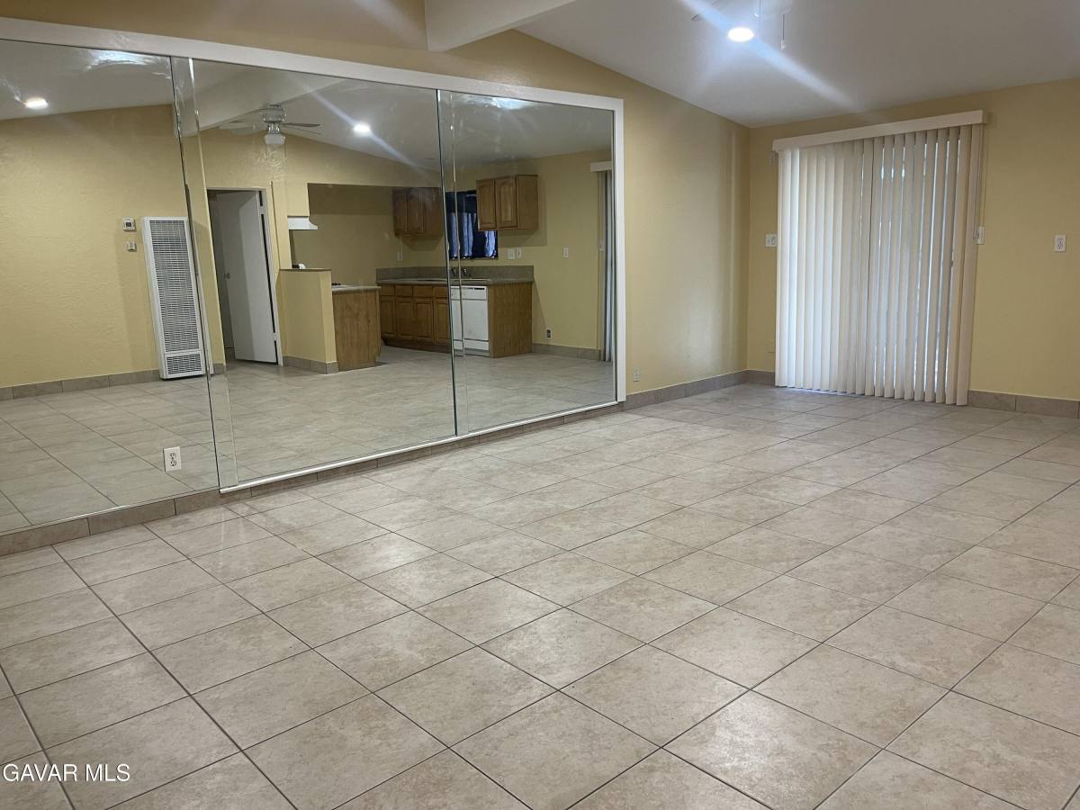 Condo for rent at 2004 Oldfield St #2004B, Lancaster, CA 93536