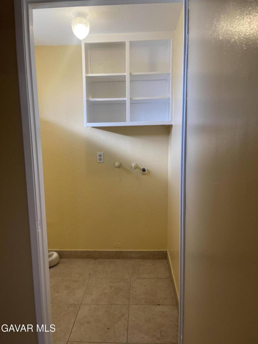 Condo for rent at 2004 Oldfield St #2004B, Lancaster, CA 93536
