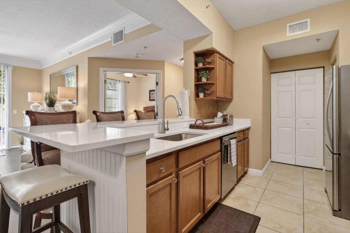 Condo for rent at 3202 Myrtlewood Circle E, Palm Beach Gardens, FL 33418