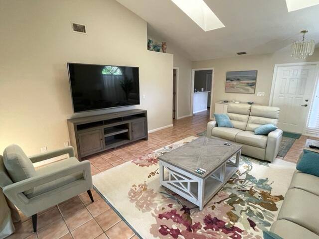 Apartment for rent at 1008 Ocean Dunes Circle, Jupiter, FL 33477