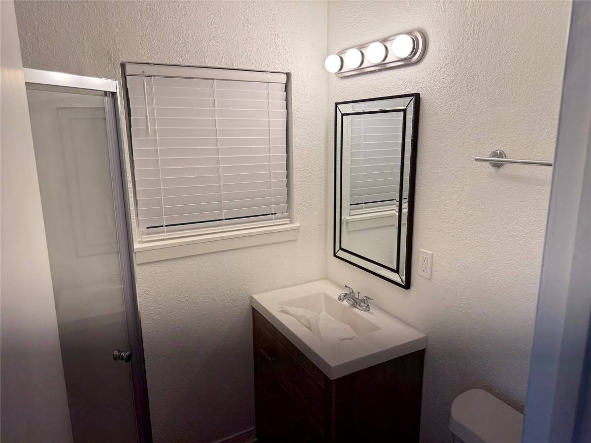 Apartment for rent at 726 4th St #726, Dickinson, TX 77539