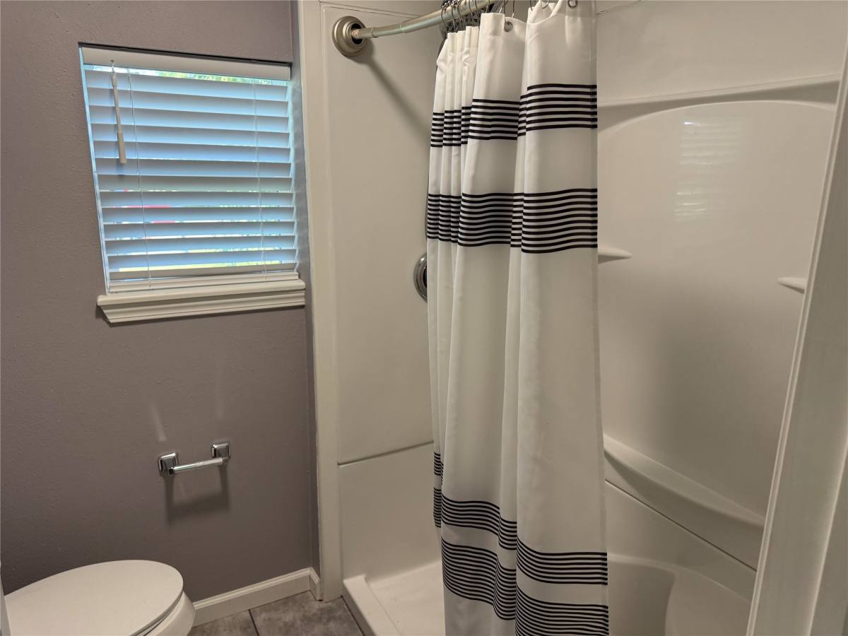 Apartment for rent at 726 4th St #726, Dickinson, TX 77539