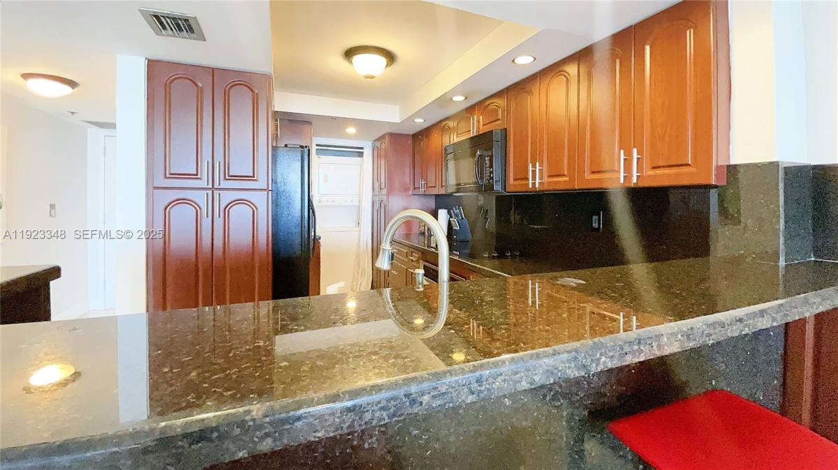 Condo for rent at 1717 N Bayshore Dr #1717D3937, Miami, FL 33132