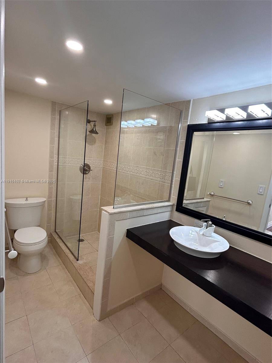 Condo for rent at 17011 N Bay Rd #211, North Miami Beach, FL 33160