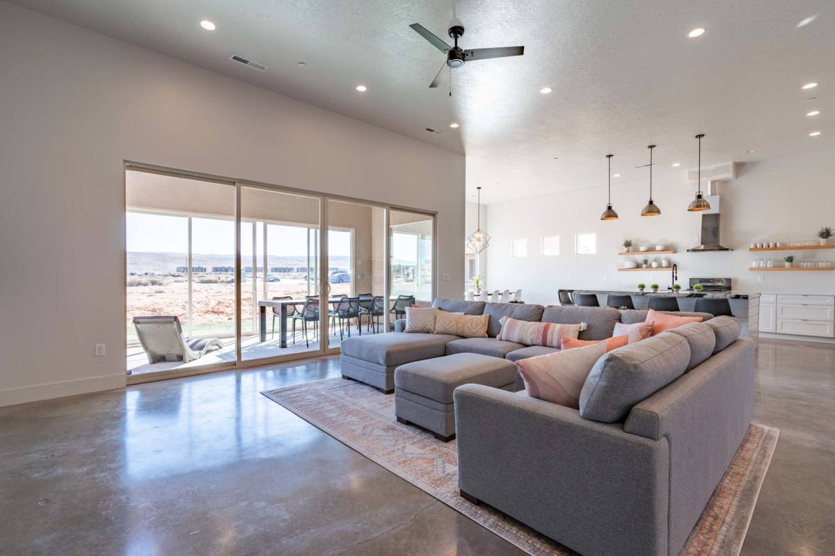 House for rent at 5089 W 3175 S, Hurricane, UT 84737