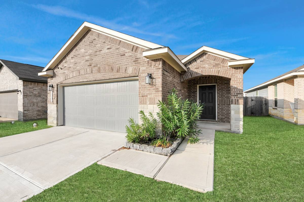 Apartment for rent at 24719 Colony Meadow Trail, Huffman, TX 77336
