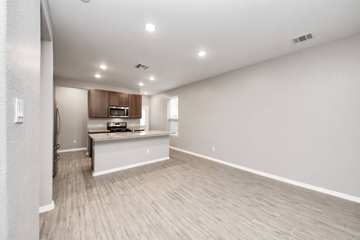 Apartment for rent at 24719 Colony Meadow Trail, Huffman, TX 77336