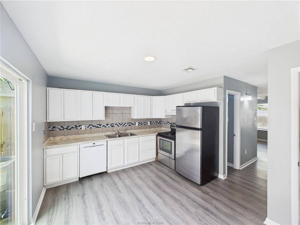 Apartment for rent at 1104 Verde Dr #1104A, Bryan, TX 77801
