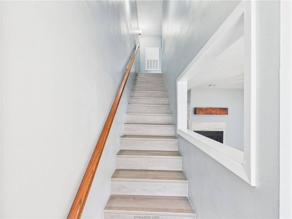 Apartment for rent at 1104 Verde Dr #1104A, Bryan, TX 77801