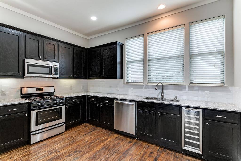Townhouse for rent at 4323 Dickason Ave #2, Dallas, TX 75219