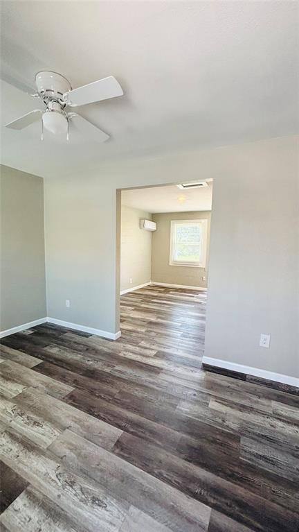 Apartment for rent at 260 S Corinth St Rd #240, Dallas, TX 75203