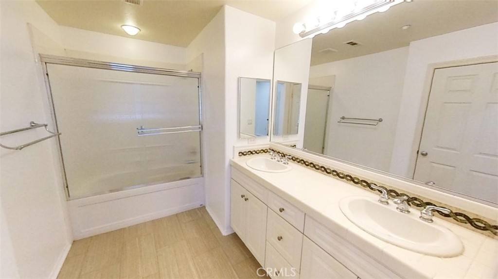 Condo for rent at 37 Spanish Lace #37, Irvine, CA 92620