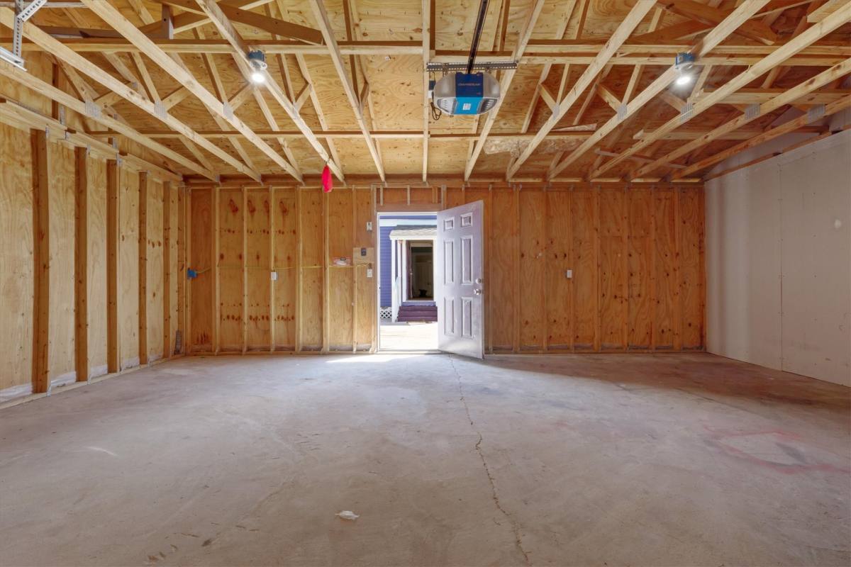 Apartment for rent at 1710 Ave O, Galveston, TX 77550