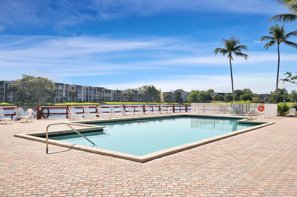 Condo for rent at 9501 Seagrape Dr #403, Fort Lauderdale, FL 33324