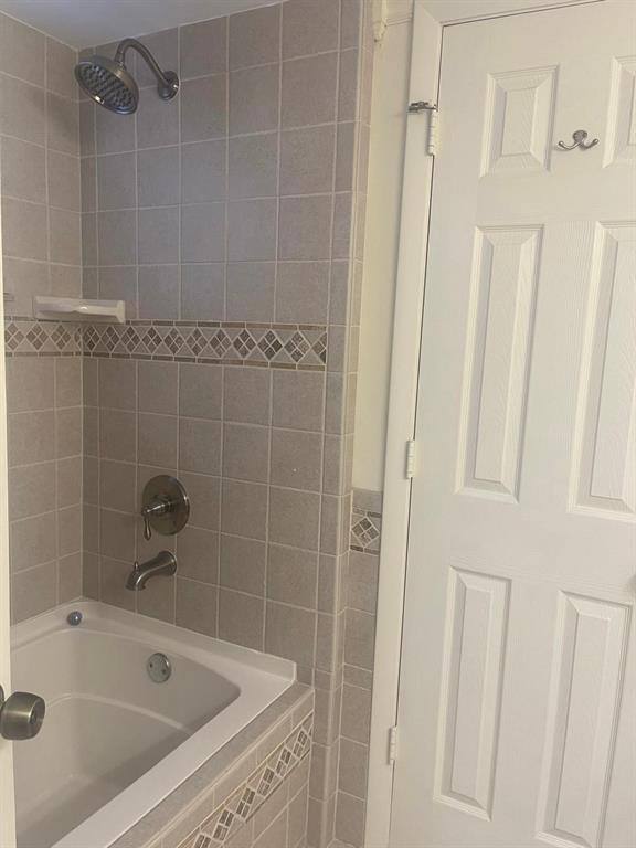 Condo for rent at 9501 Seagrape Dr #403, Fort Lauderdale, FL 33324