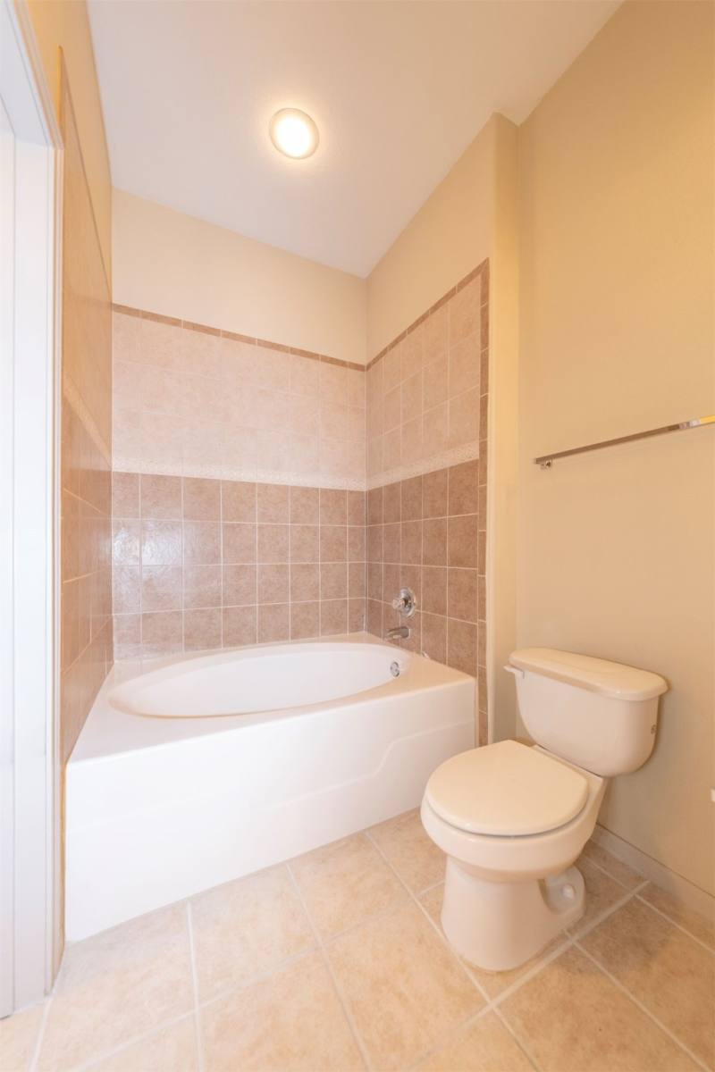 Condo for rent at 1441 E St #207, Houston, TX 77007