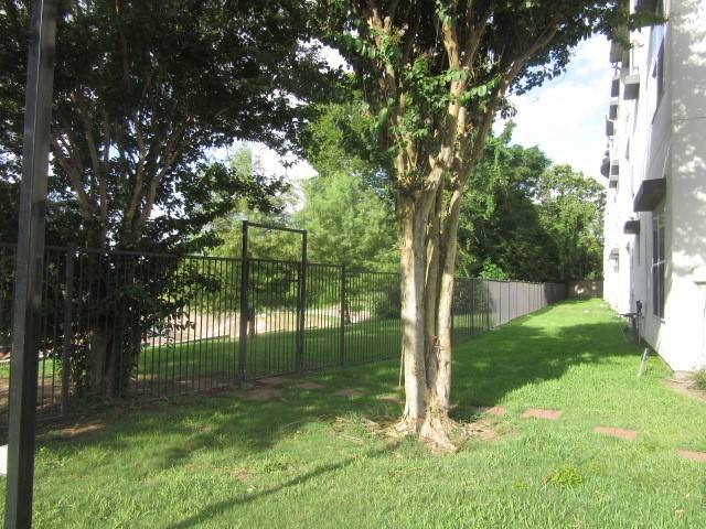 Condo for rent at 1441 E St #207, Houston, TX 77007