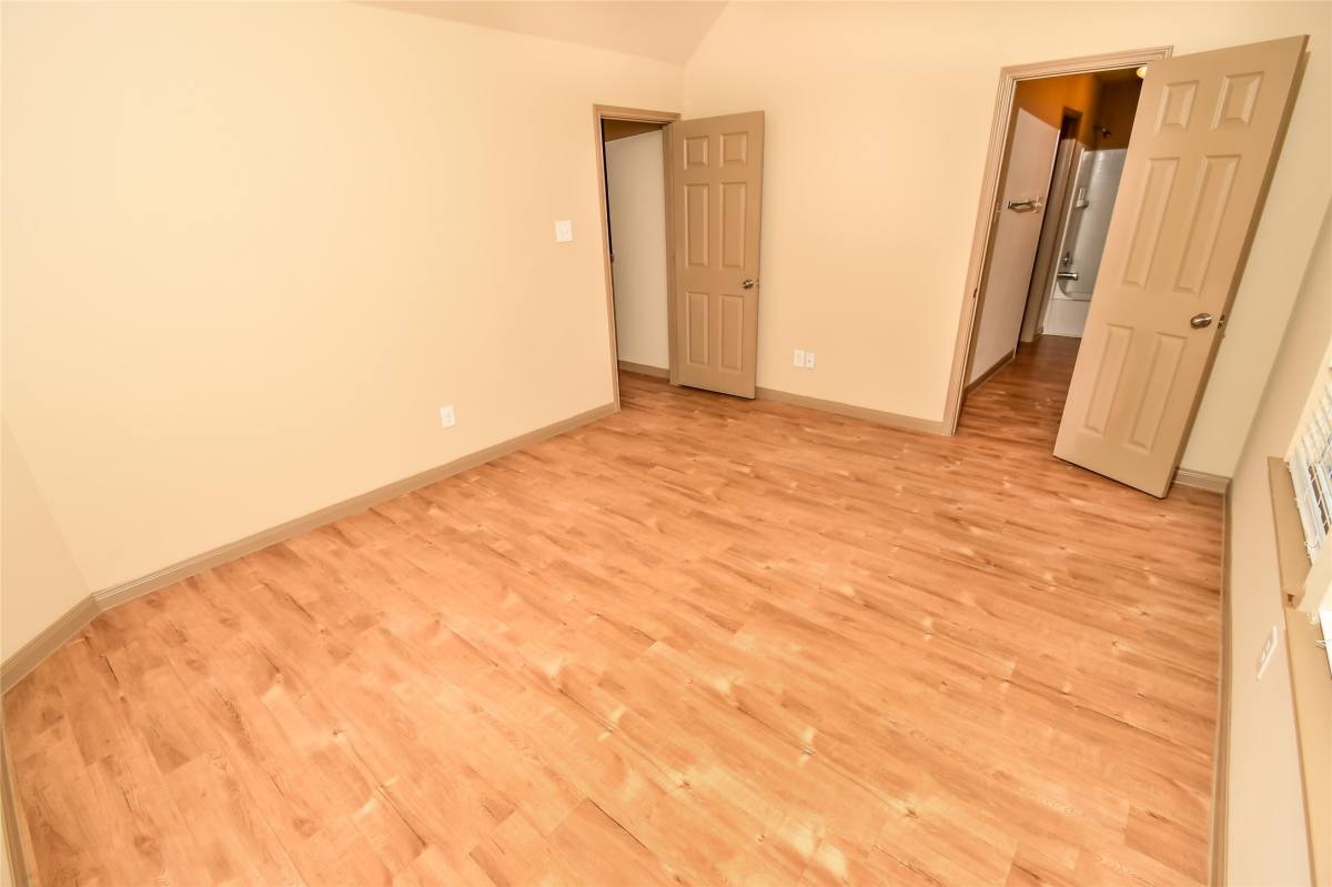 Apartment for rent at 21631 S Werrington Way, Houston, TX 77073