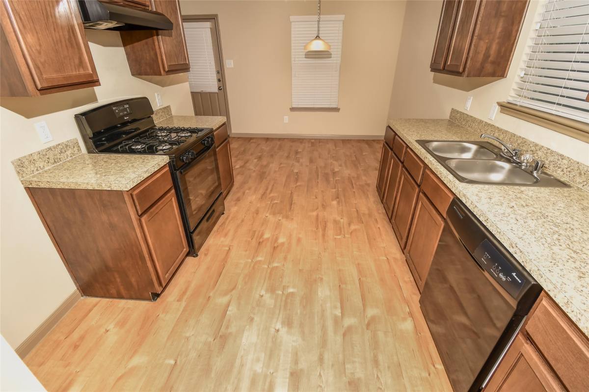 Apartment for rent at 21631 S Werrington Way, Houston, TX 77073