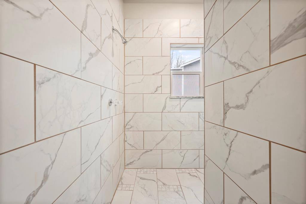 Townhouse for rent at 2877 Conveyor Dr #2877B, Burleson, TX 76028