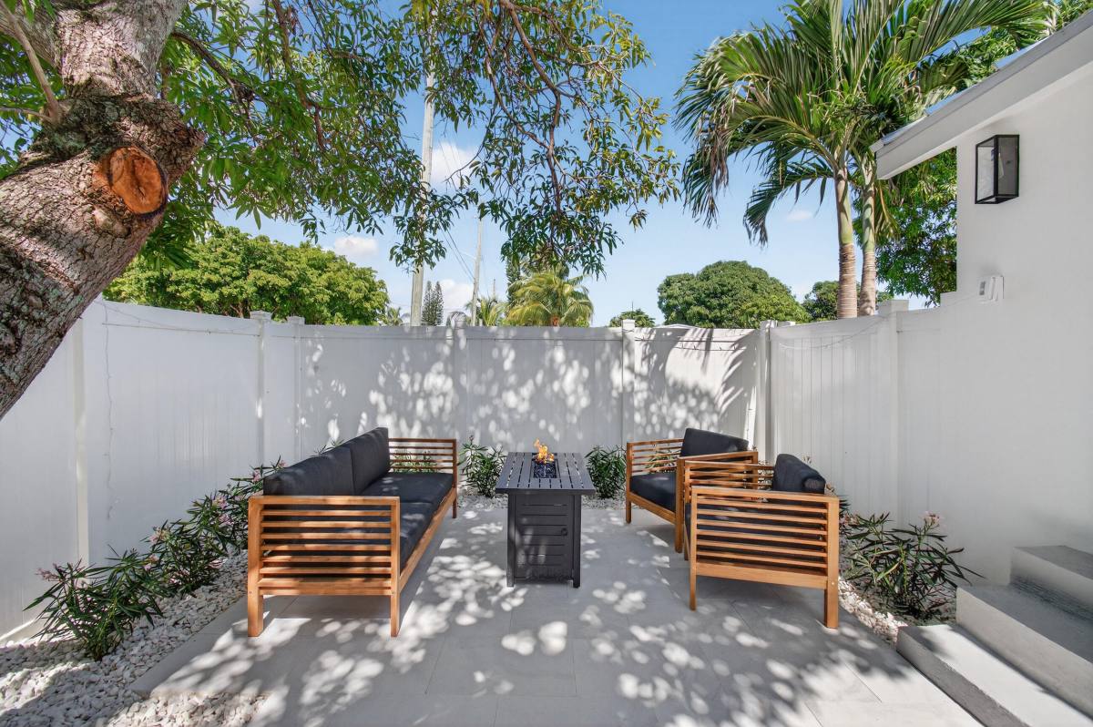 Apartment for rent at 515 NW 1st St #515-1, Delray Beach, FL 33444