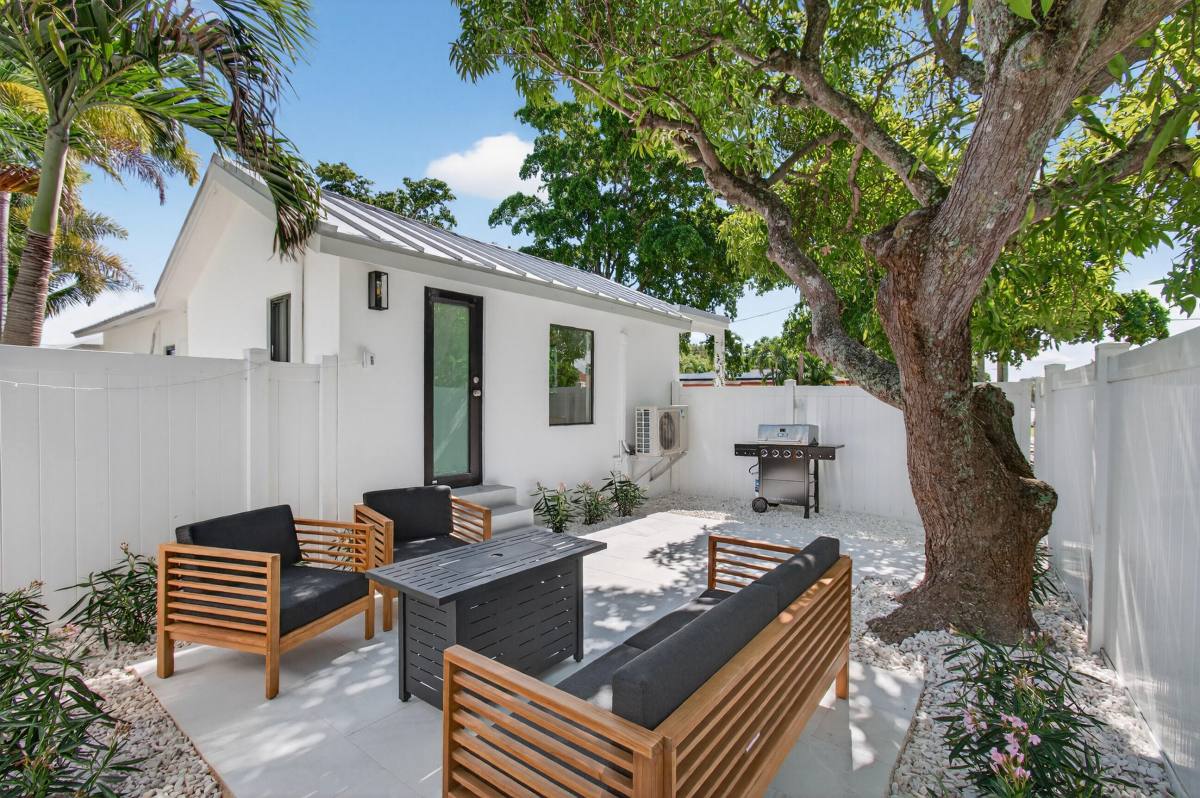 Apartment for rent at 515 NW 1st St #515-1, Delray Beach, FL 33444