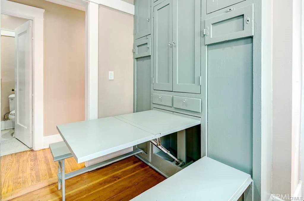 Apartment for rent at 107 N Columbus Ave #1071 2, Glendale, CA 91204