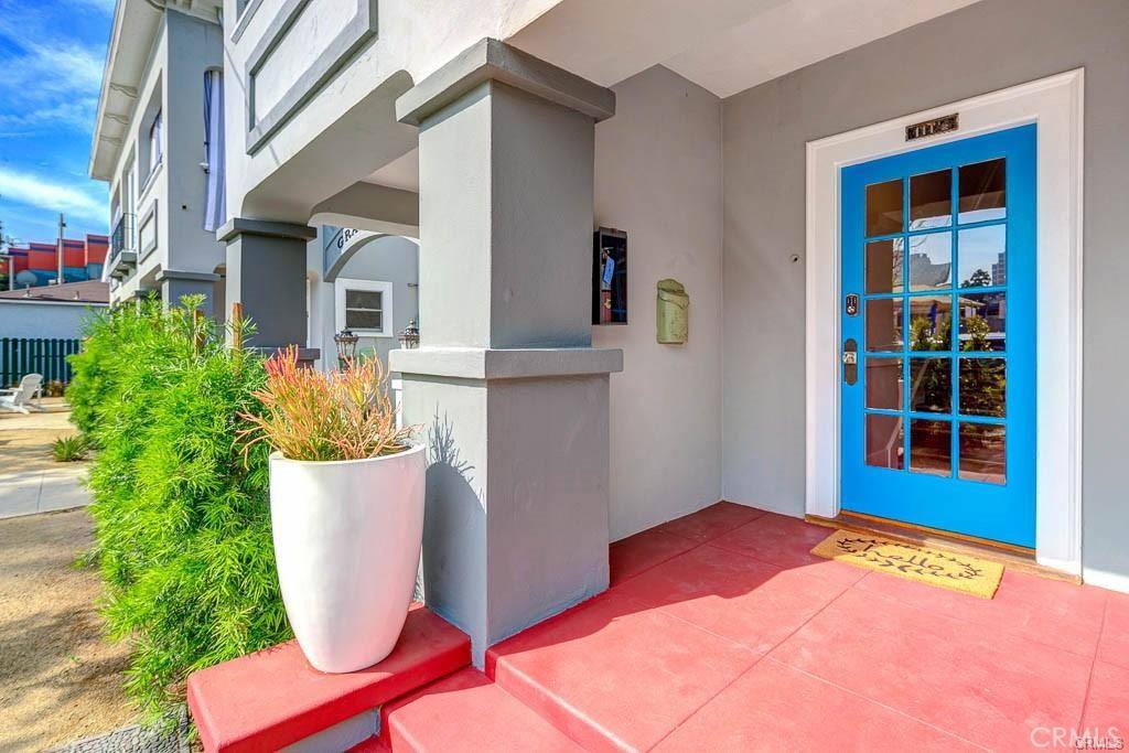 Apartment for rent at 107 N Columbus Ave #1071 2, Glendale, CA 91204