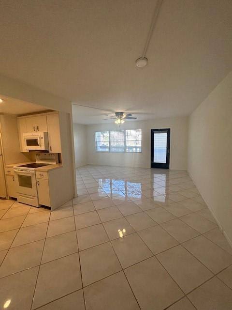 Apartment for rent at 2009 Cornwall E, Boca Raton, FL 33434