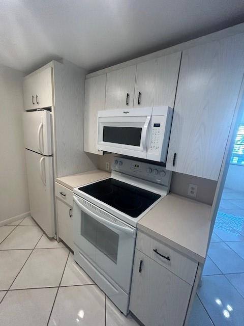 Apartment for rent at 2009 Cornwall E, Boca Raton, FL 33434