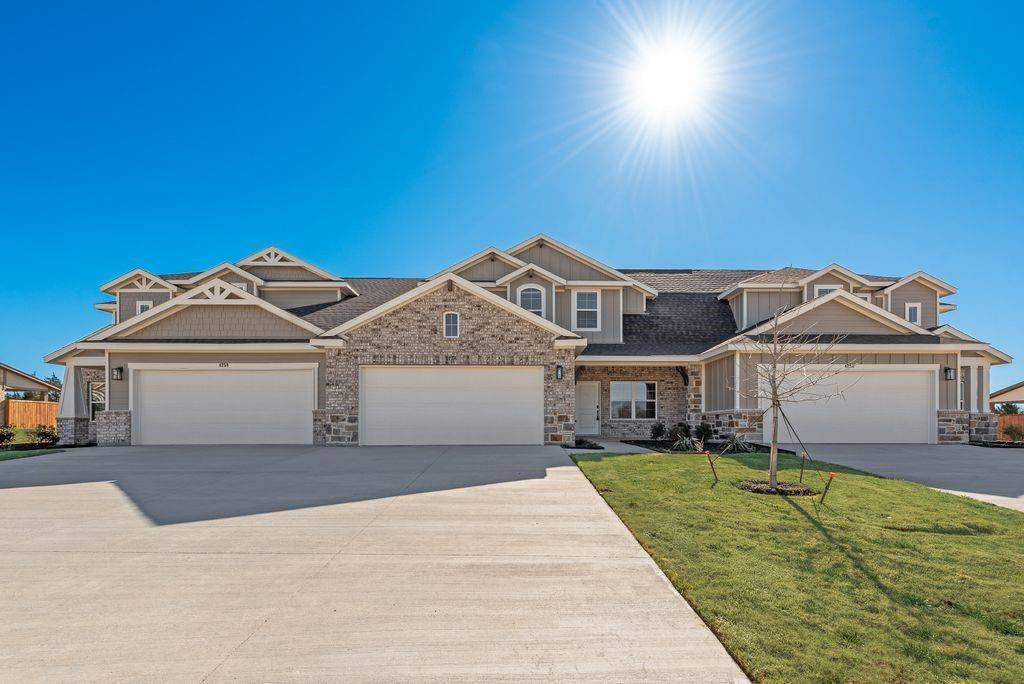 Townhouse for rent at 4254 Clovis St, Midlothian, TX 76065