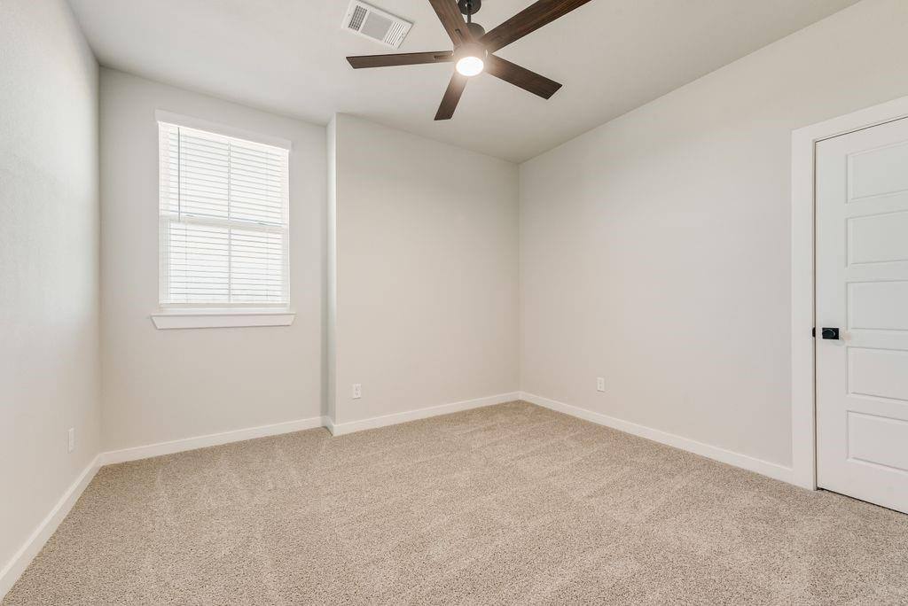 Townhouse for rent at 4254 Clovis St, Midlothian, TX 76065