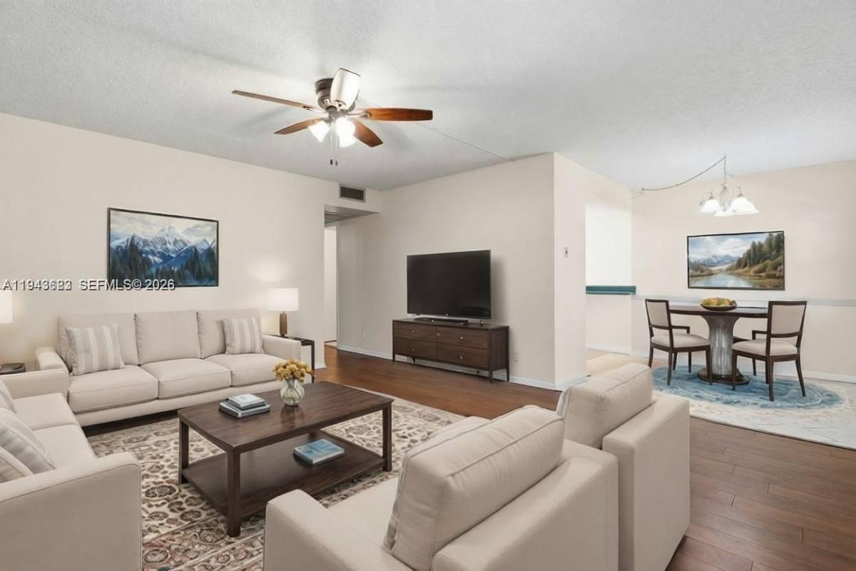 Apartment for rent at 251 SW 132nd Way #251117H, Hollywood, FL 33027