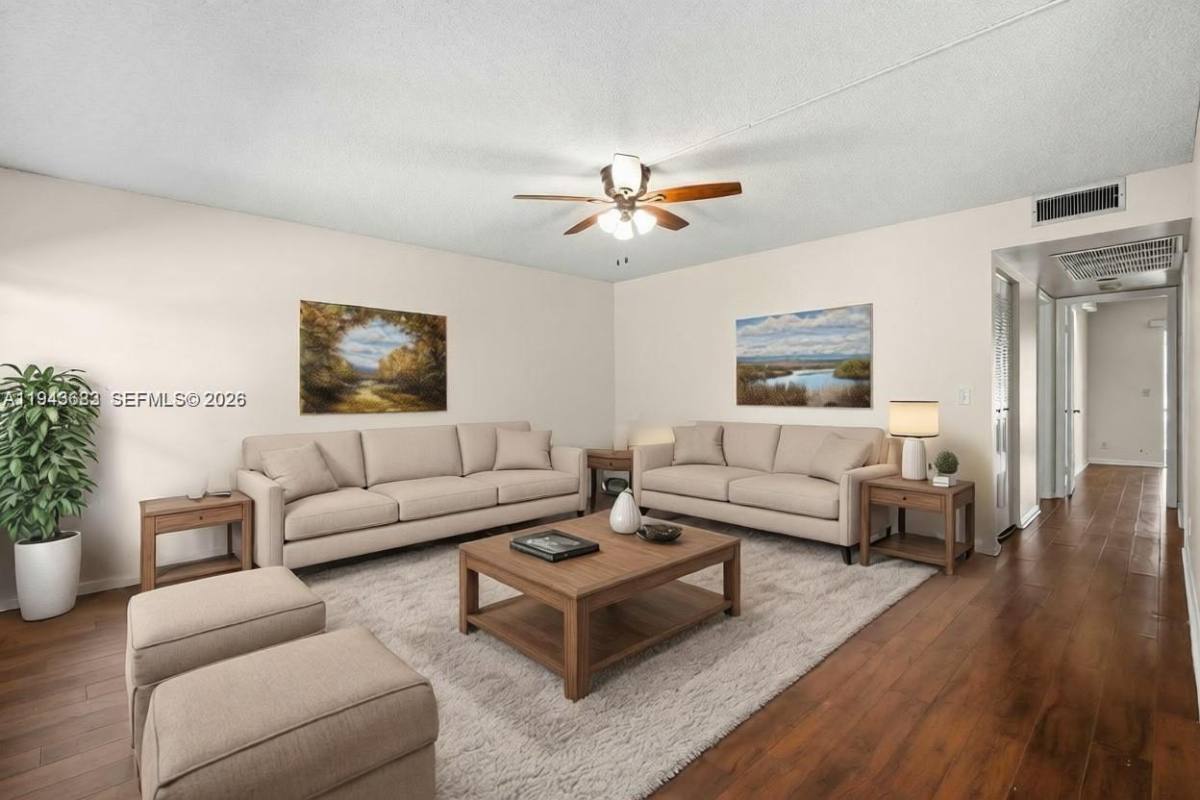 Apartment for rent at 251 SW 132nd Way #251117H, Hollywood, FL 33027