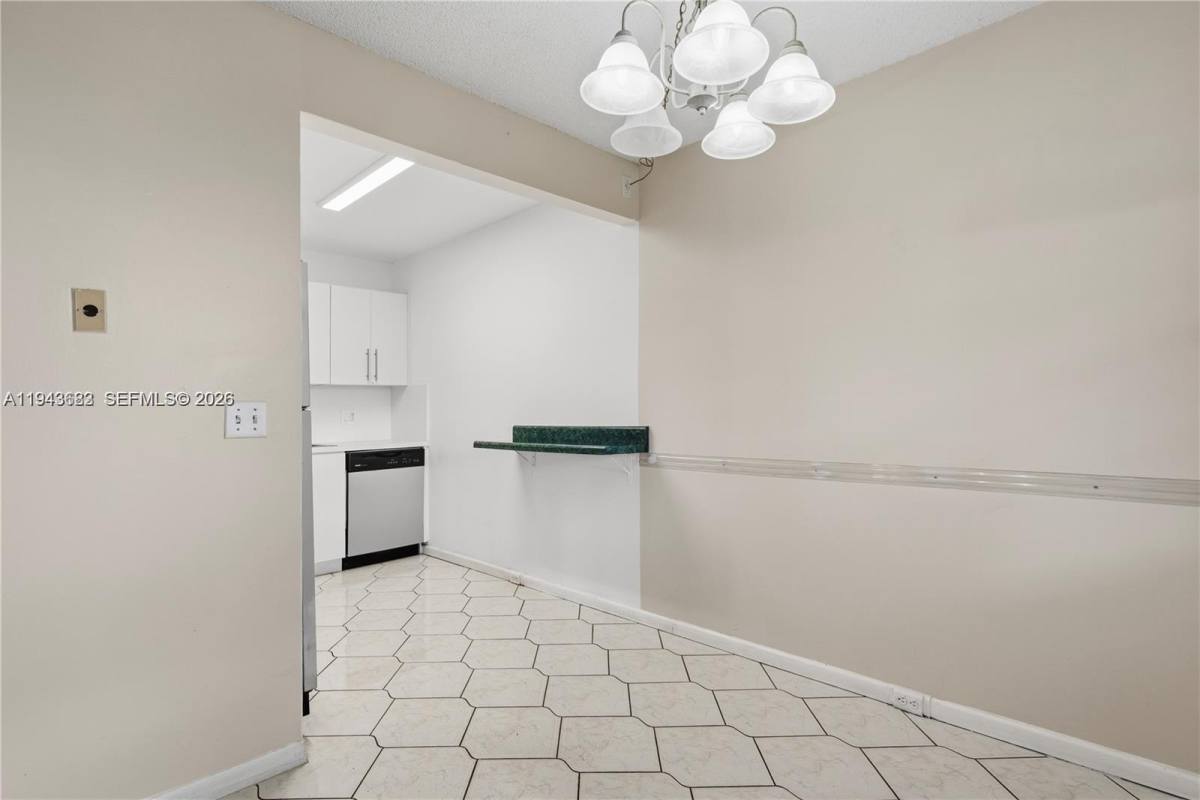 Apartment for rent at 251 SW 132nd Way #251117H, Hollywood, FL 33027