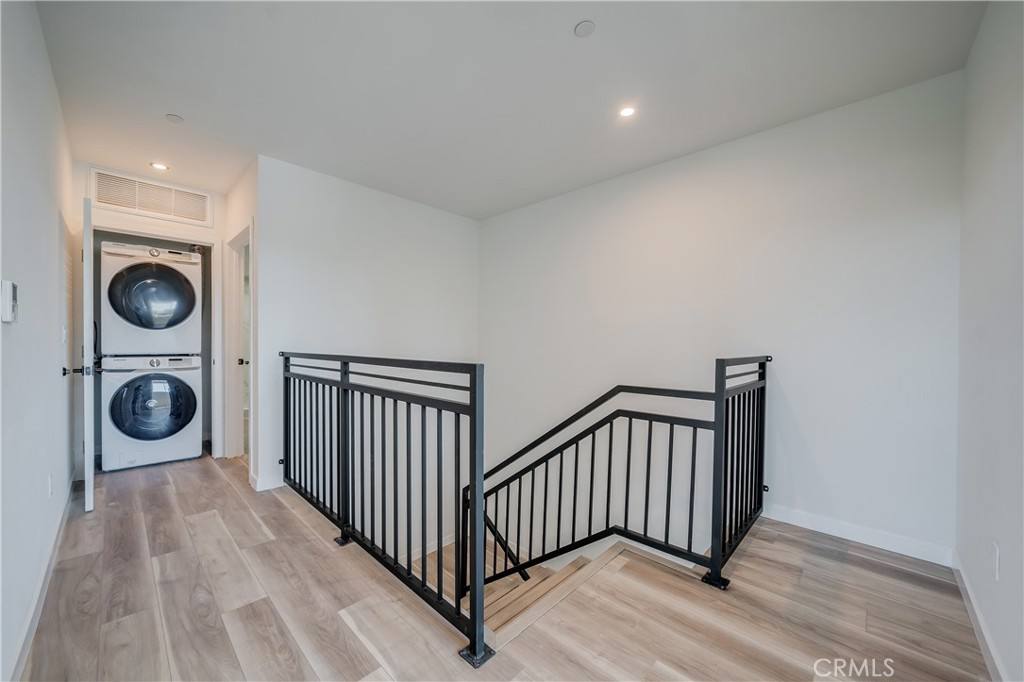 Townhouse for rent at 7018 Alabama Ave #301, Canoga Park, CA 91303
