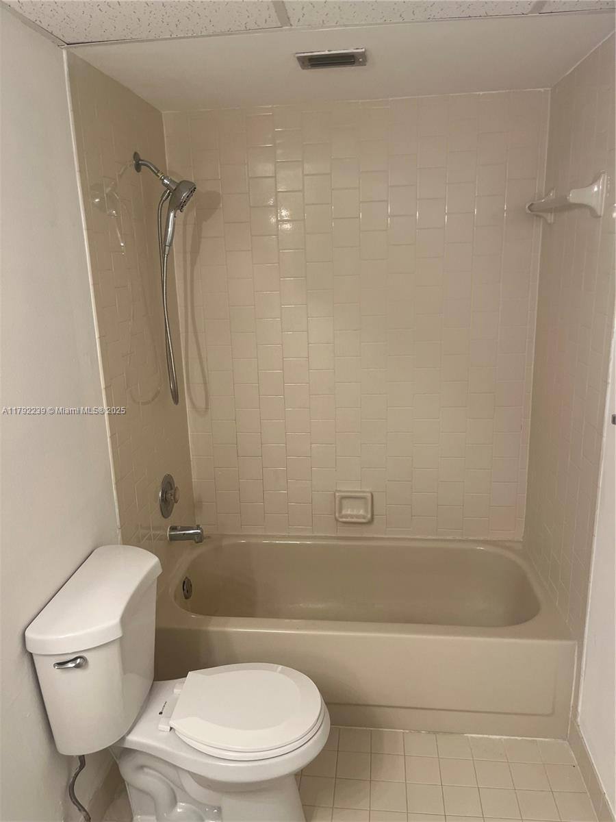 Apartment for rent at 8290 Lake Dr #317, Miami, FL 33166