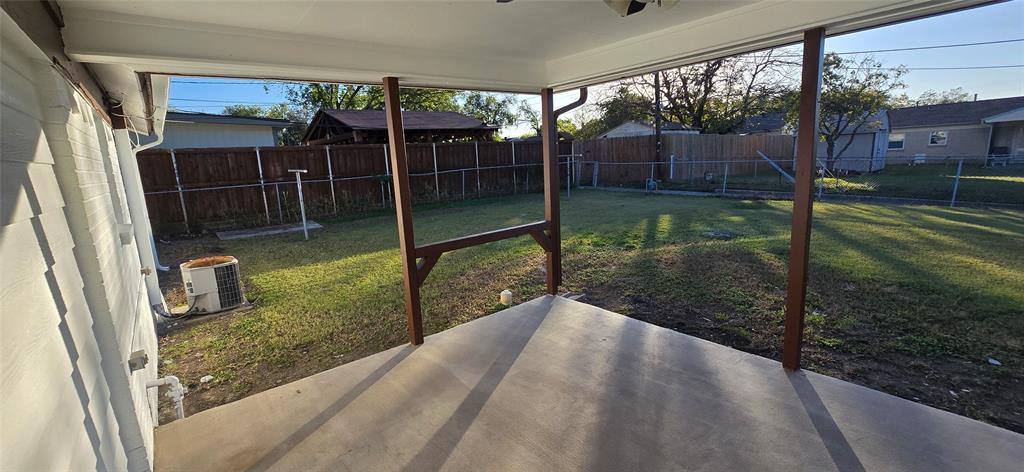 Apartment for rent at 1729 Sherrye Dr, Plano, TX 75074