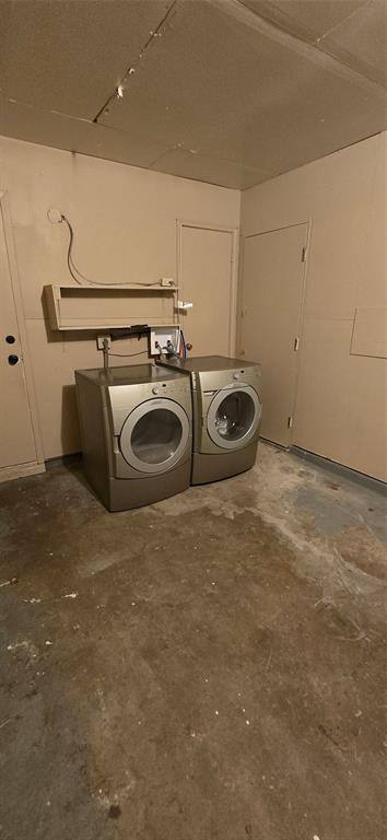 Apartment for rent at 1729 Sherrye Dr, Plano, TX 75074