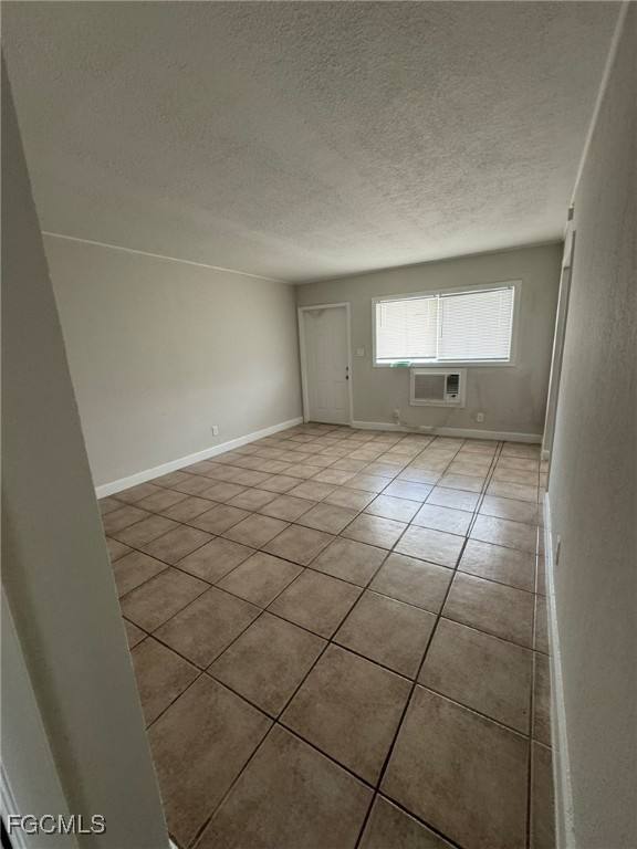 Apartment for rent at 2452 Stella St #204, Fort Myers, FL 33901