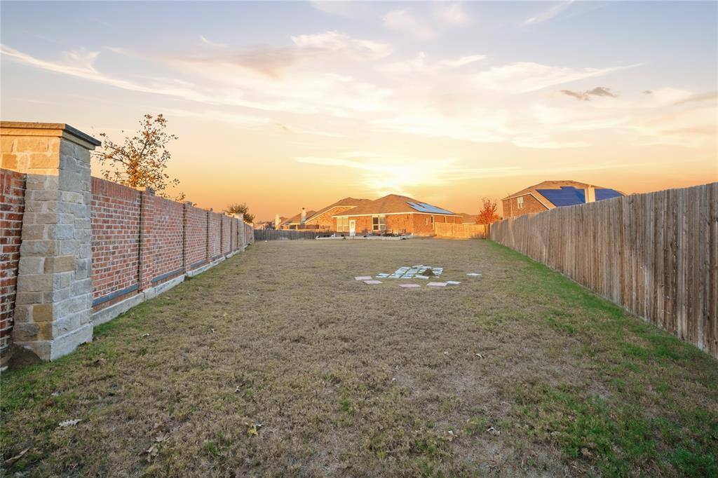 Apartment for rent at 8101 Kurgan Trail, Fort Worth, TX 76131