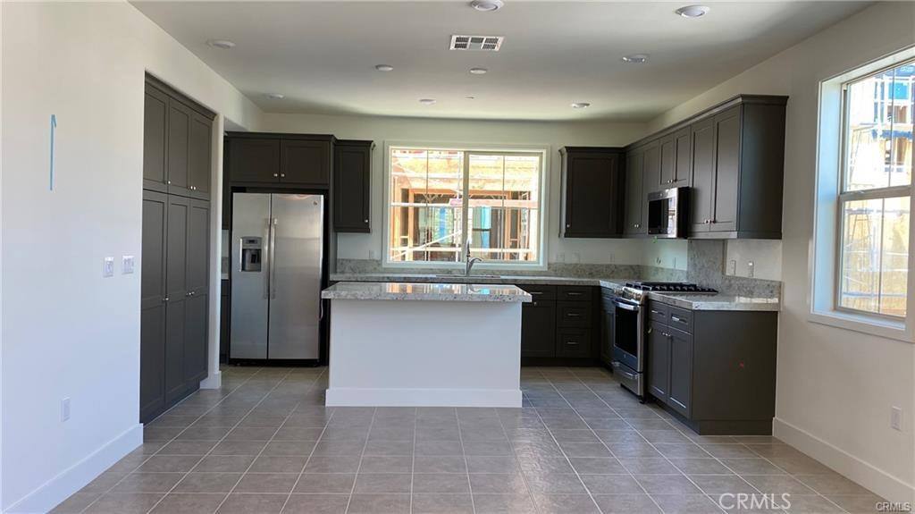 Apartment for rent at 18318 Iris, Yorba Linda, CA 92886