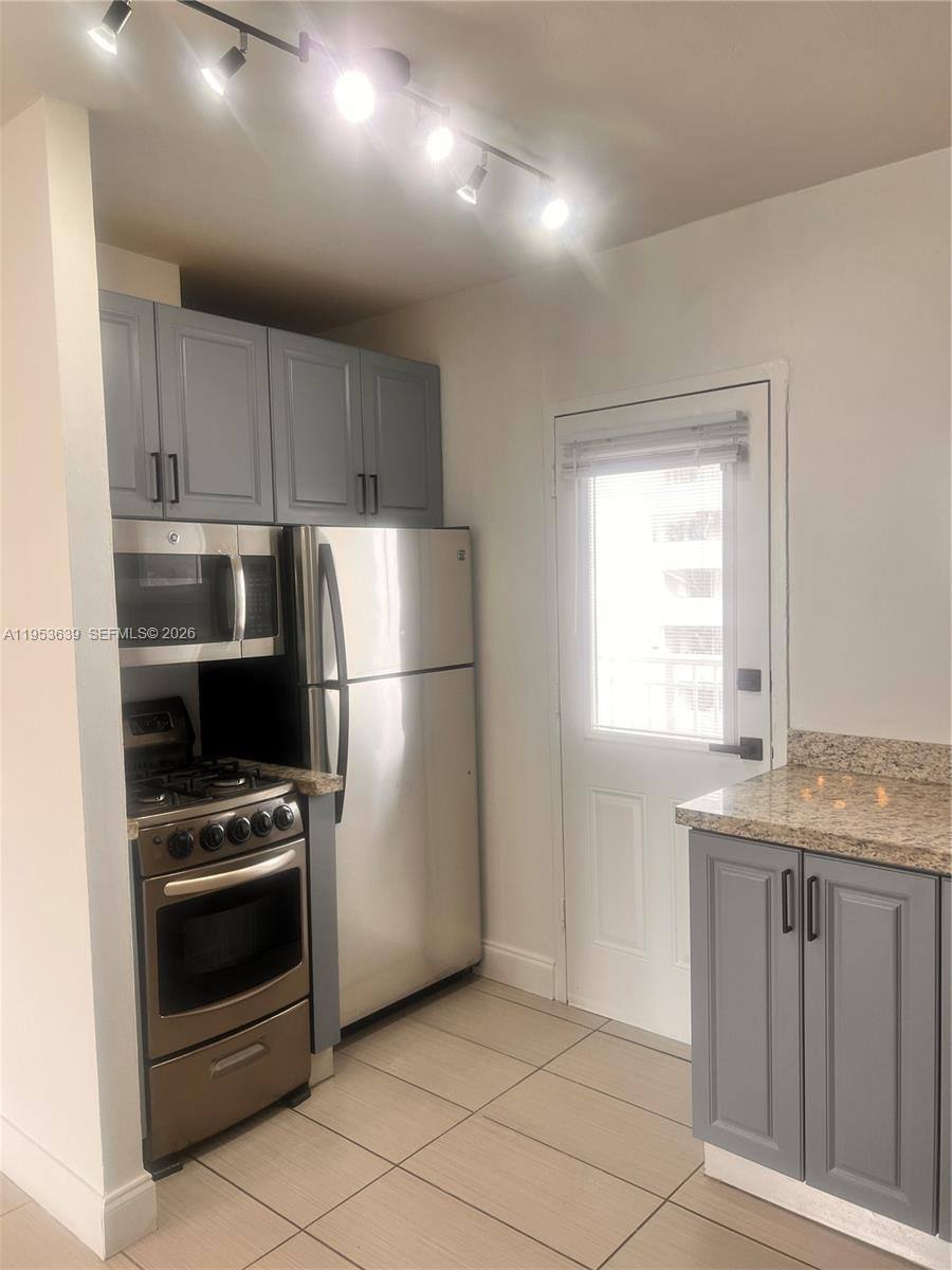 Apartment for rent at 1300 Lincoln Rd #1300B902, Miami Beach, FL 33139