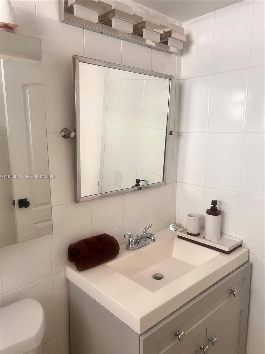 Apartment for rent at 1300 Lincoln Rd #1300B902, Miami Beach, FL 33139