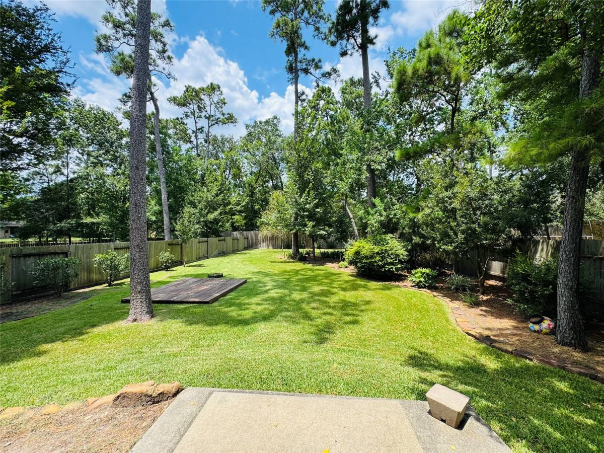 Apartment for rent at 135 N Wynnoak Circle #135, Spring, TX 77382